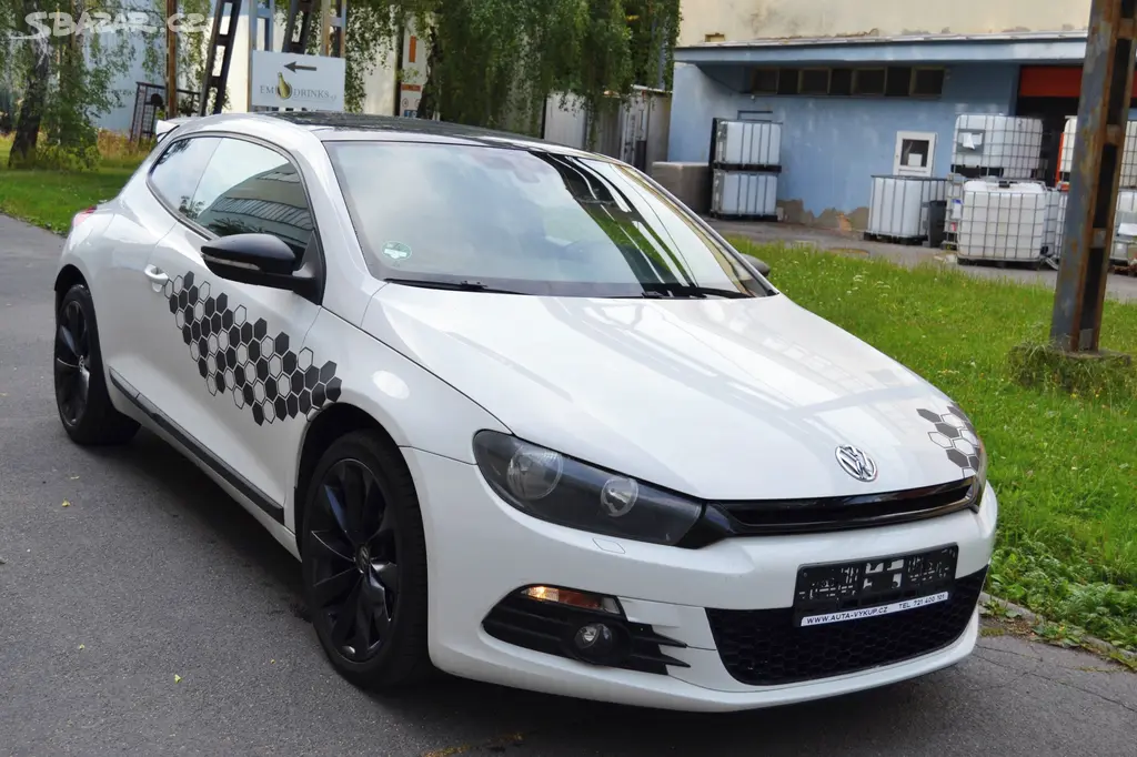 VOLKSWAGEN SCIROCCO 2.0TSi 147KW DSG SPORT/SERVISK - fotka 6