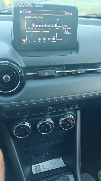 Mazda cx-3 , benzín 2.0 , manuál - fotka 2