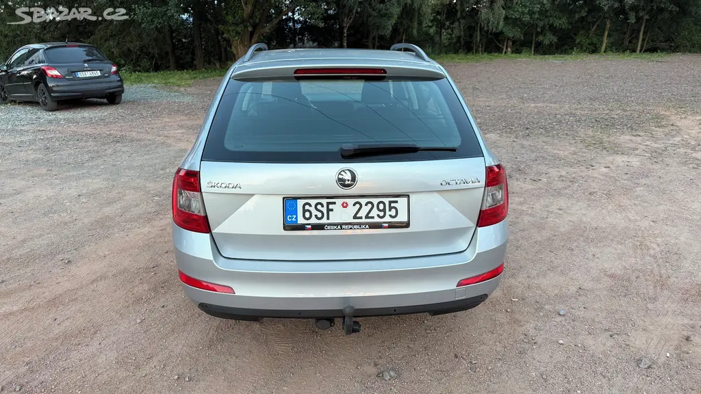 ŠKODA OCTAVIA III COMBI 1.2 TSI 77 kW - fotka 3