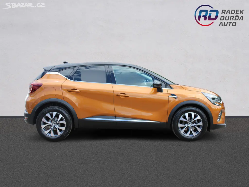 Renault Captur 1,3 TCe 1.MAJ,AUTOMAT,INTENS,2022 - fotka 4