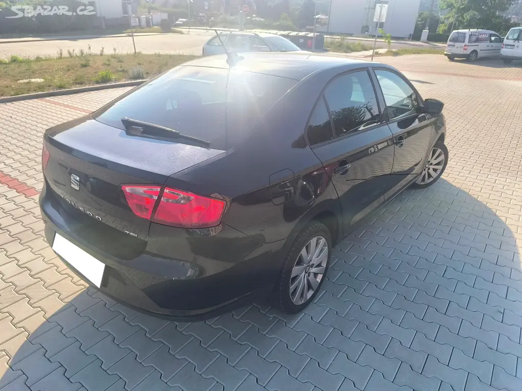 Seat Toledo 1.2 TSI STYLE - fotka 4