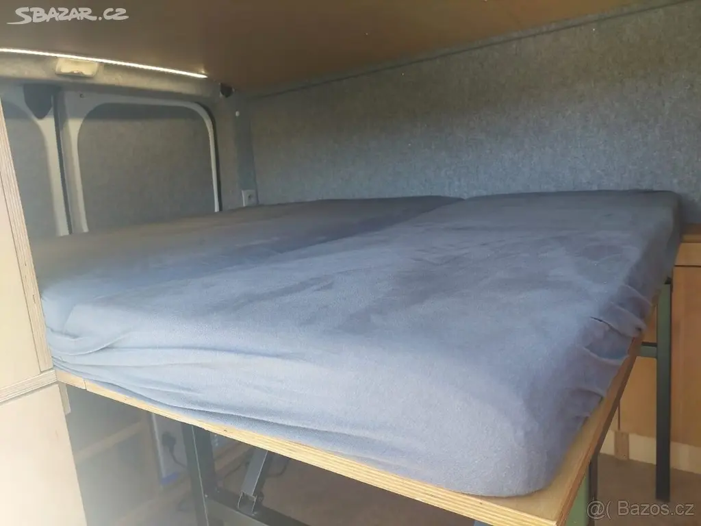 Renault Trafic Obytná dodávka - fotka 4