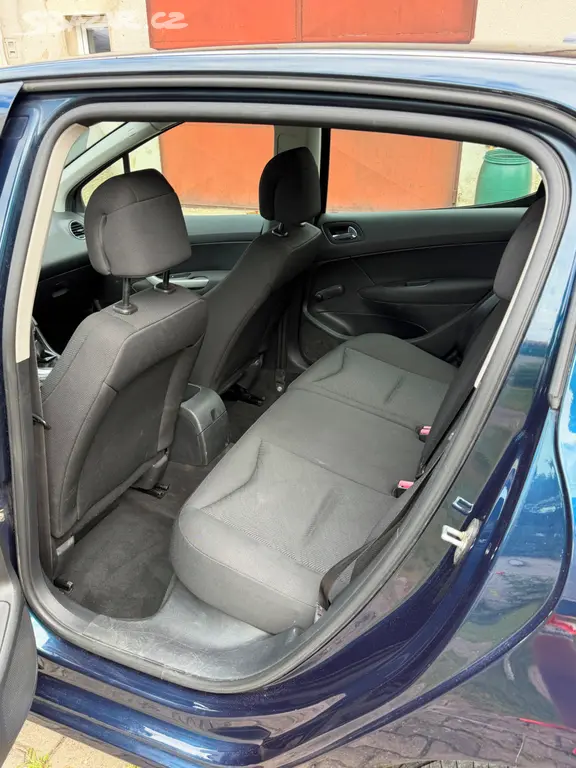 Peugeot 308 - fotka 6