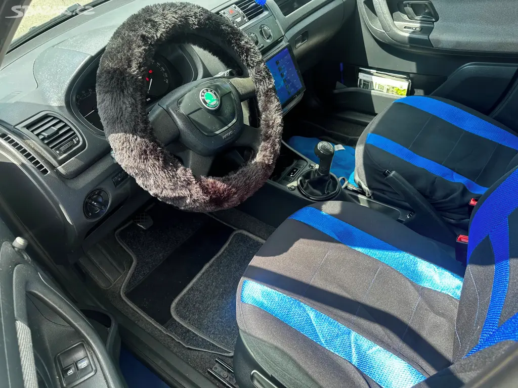 Škoda Fabia II kombi 1.6TDi, r.2011, klima - fotka 6