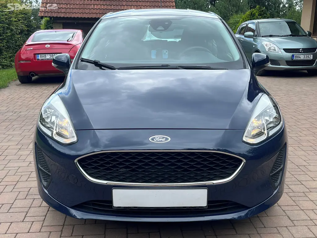 Ford Fiesta 1.1 i Tempomat Výhřev sedadel 1. Maj - fotka 2