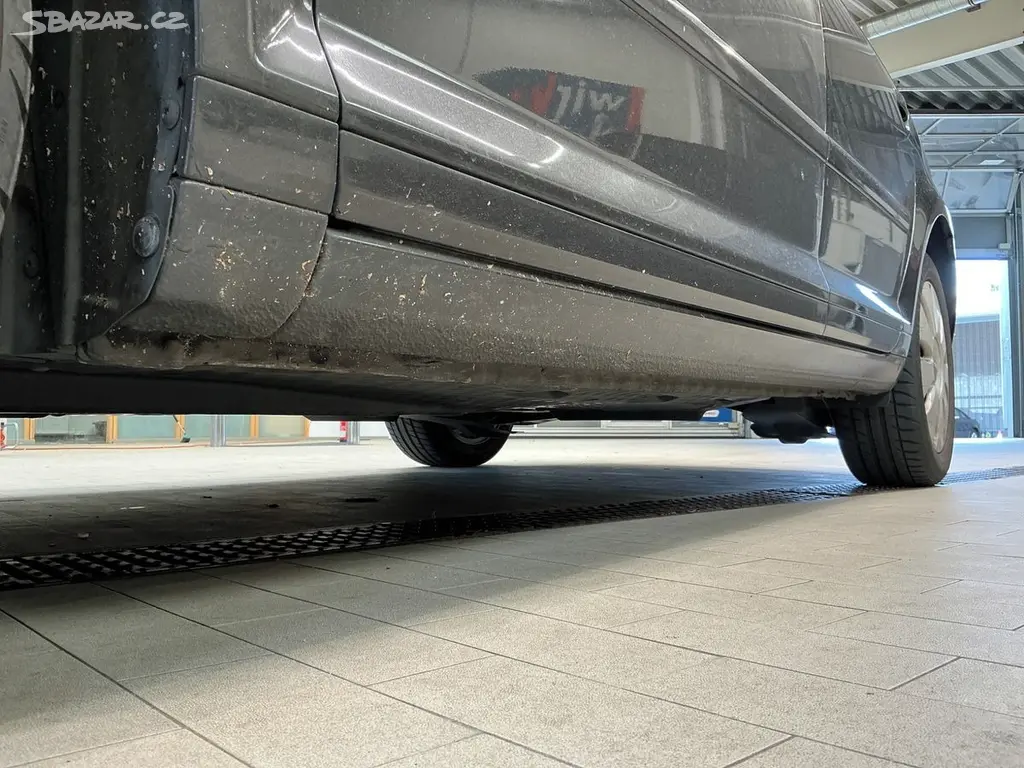 Audi A3, 1.6Mpi 75KW 5.dvéř BEZ KOROZE - fotka 5