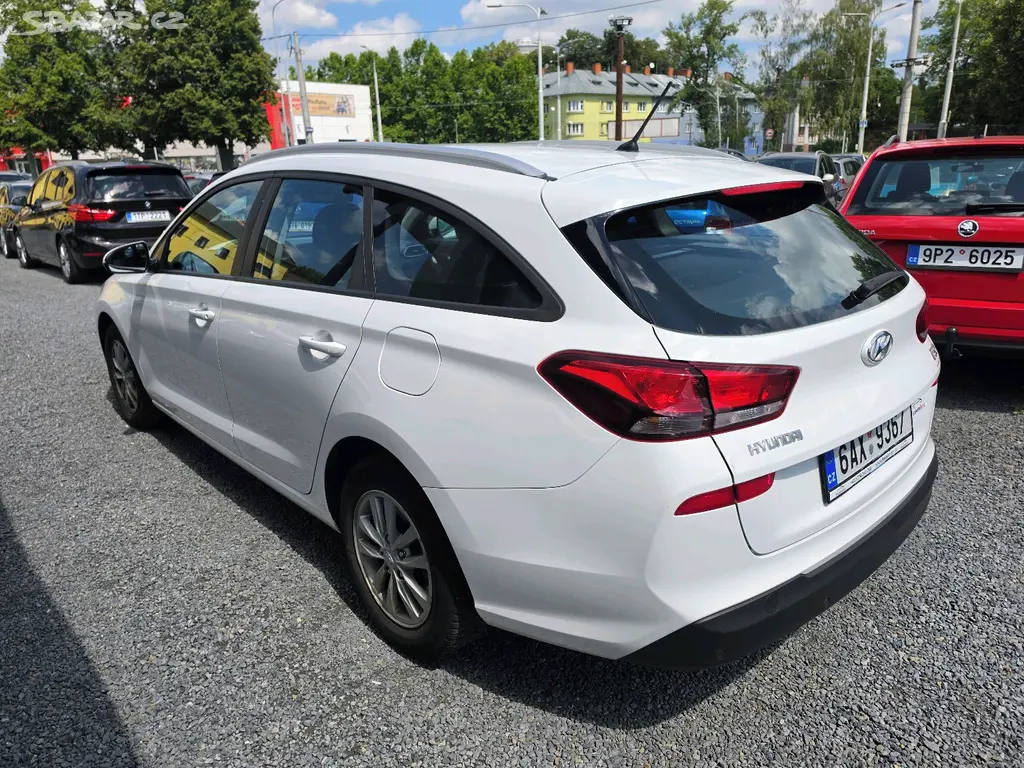 Hyundai i301.4 - fotka 4