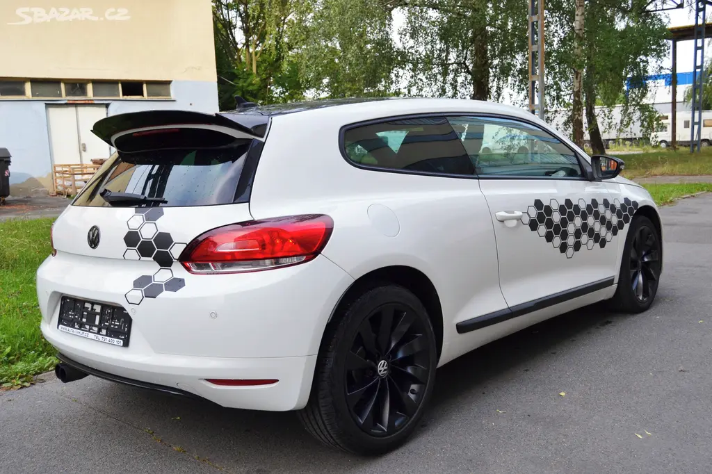 VOLKSWAGEN SCIROCCO 2.0TSi 147KW DSG SPORT/SERVISK - fotka 5