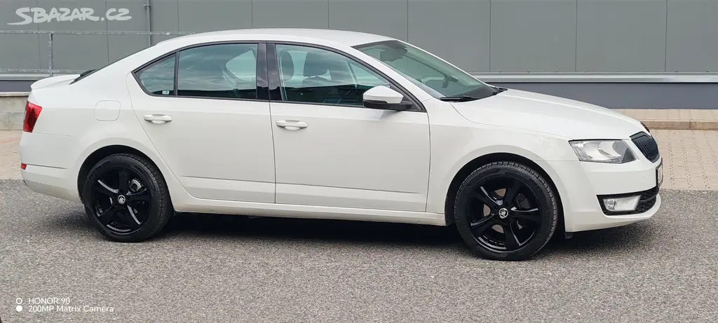 Škoda Octavia 3 - fotka 4