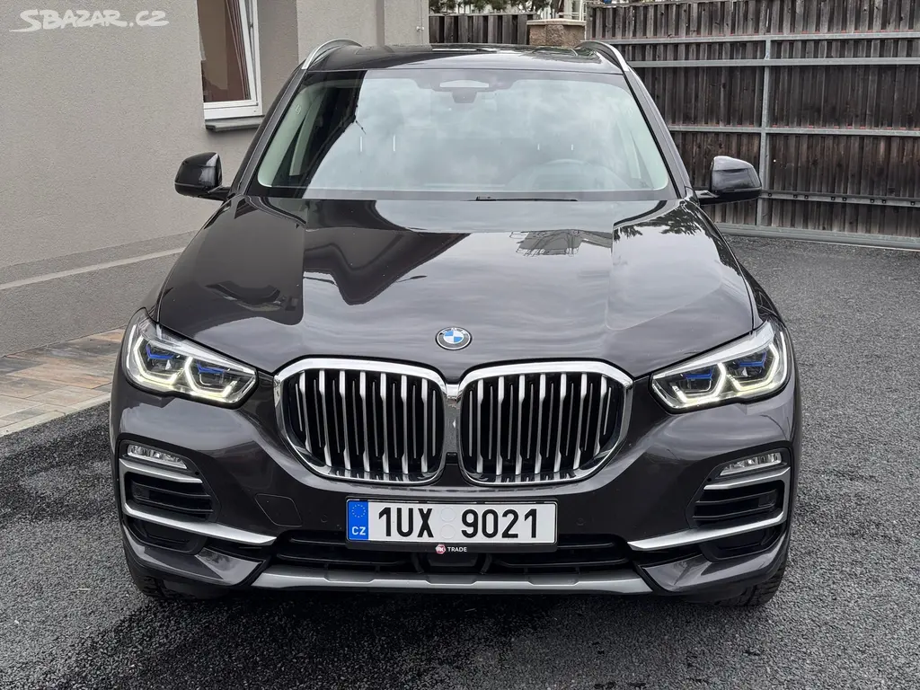 BMW X5, xDrive 30d xLine - fotka 3