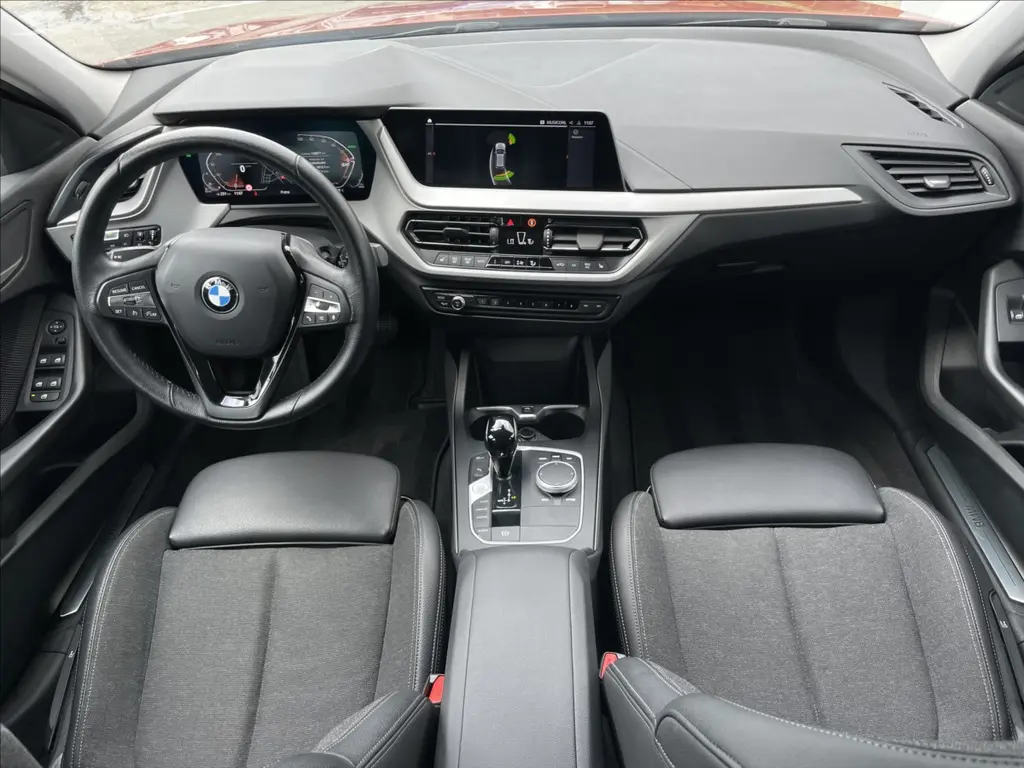 BMW Řada 1, 2,0 118d A8 LED+PDC+ACC - fotka 6