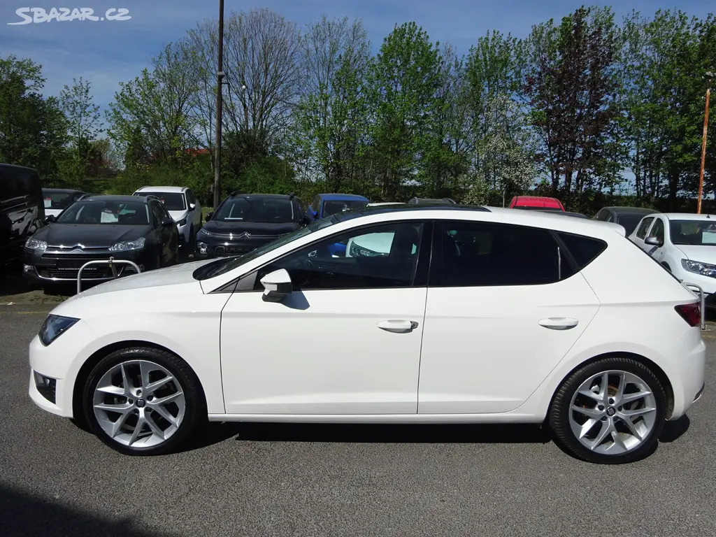 SEAT LEON 2,0 TDI, 110KW, GARANCE KM, PANORAMA - fotka 4