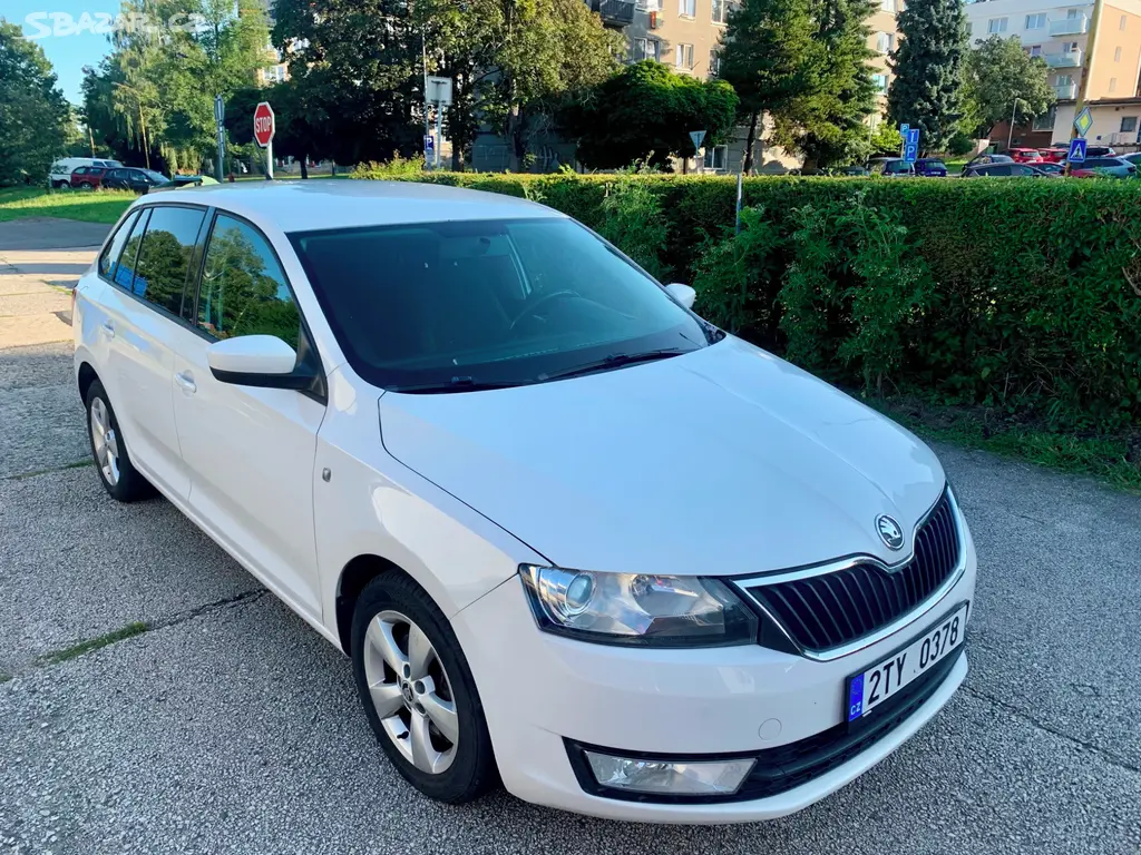 škoda rapid spaceback 1.6 tdi 2015 168tkm - fotka 4