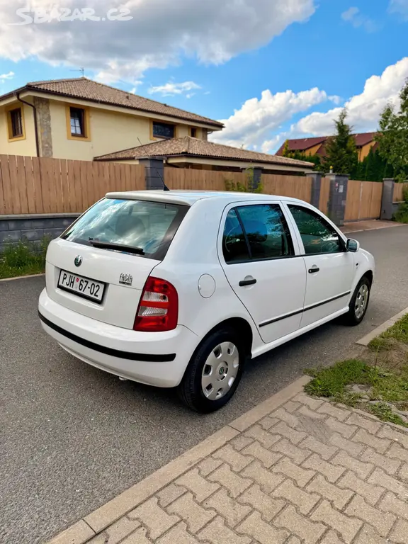 ŠKODA FABIA 1.4 71 TIS KM, KLIMA - fotka 4