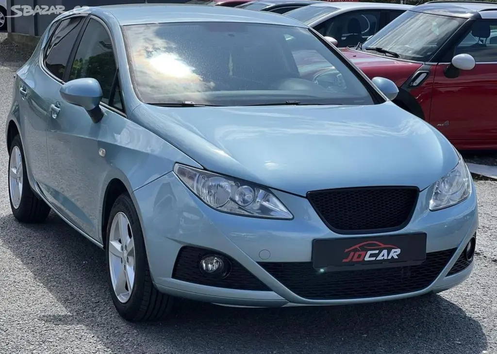Seat Ibiza 1.4i 16v 63kw KLIMA PŮVOD ČR manuální - fotka 3