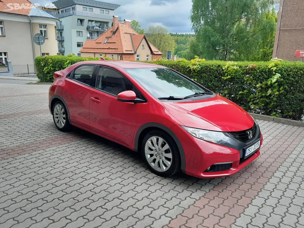 Honda Civic 2,2i-DTEC 110KW Sport