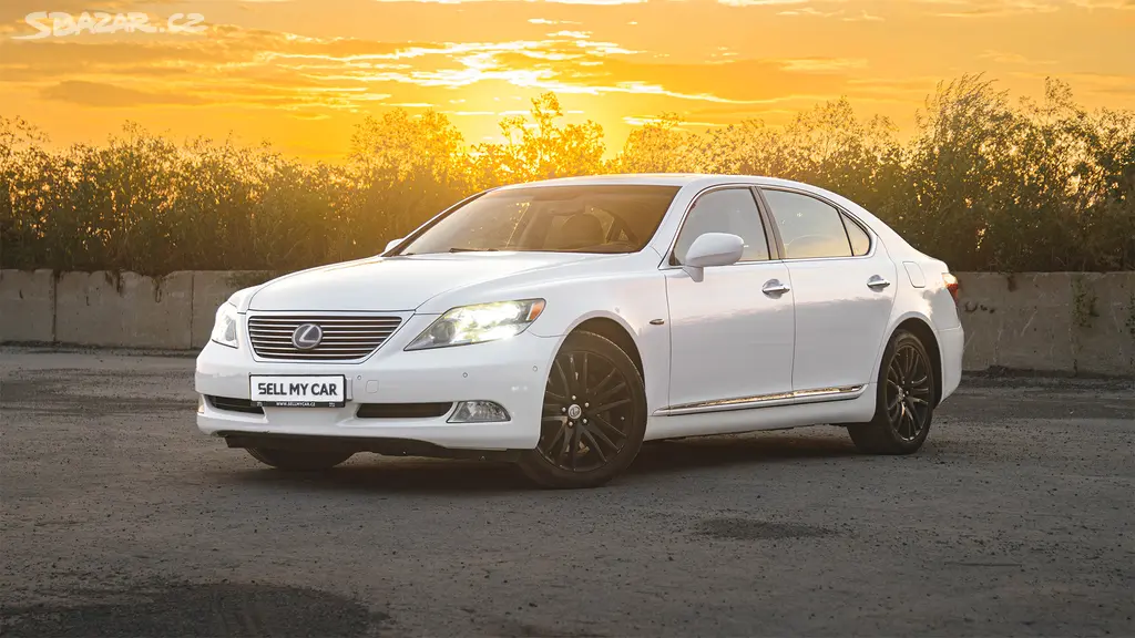 Lexus LS, 600HL Hybrid 5,0/290kW 4x4 ČR
