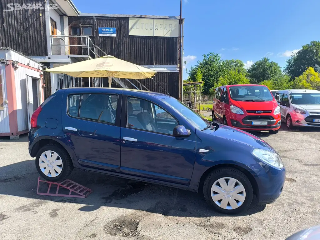 Dacia Sandero 1.6 MPi 64kW Laureate ,Tažné,2maj - fotka 4