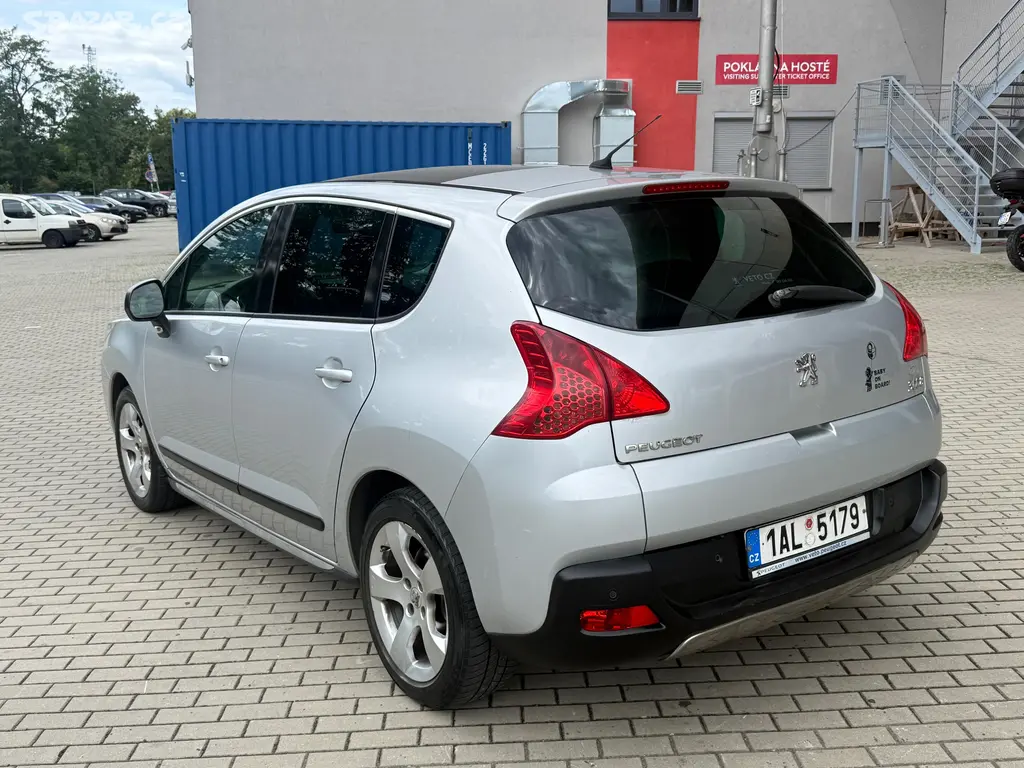 Peugeot 3008, 2.0HDI, 110kw Původ ČR - fotka 3