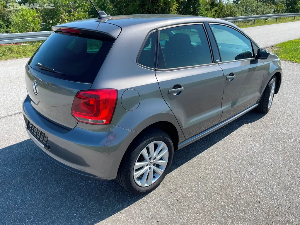 VW POLO 6R STYLE HIGHLINE 2012 1,4 63KW - fotka 4