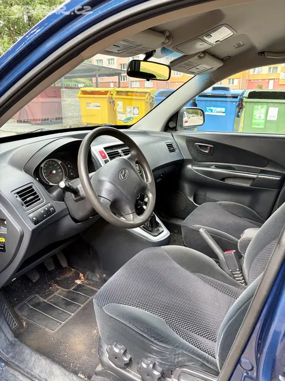 Hyundai Tucson 2.0i - fotka 4