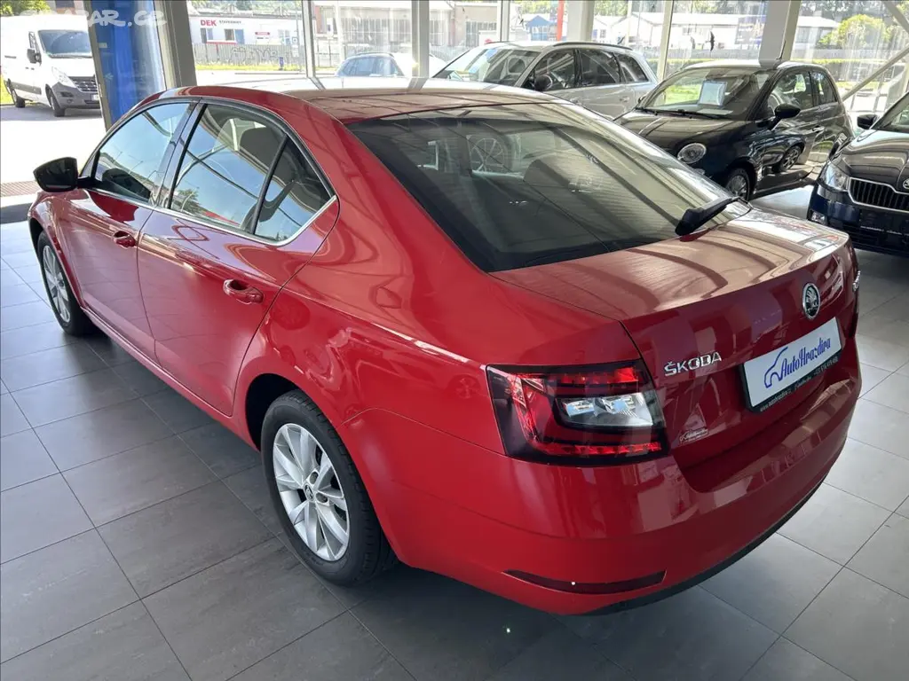 Škoda Octavia, 1,6 TDI 85kW,ČR,2.MAJ,STYLE - fotka 4