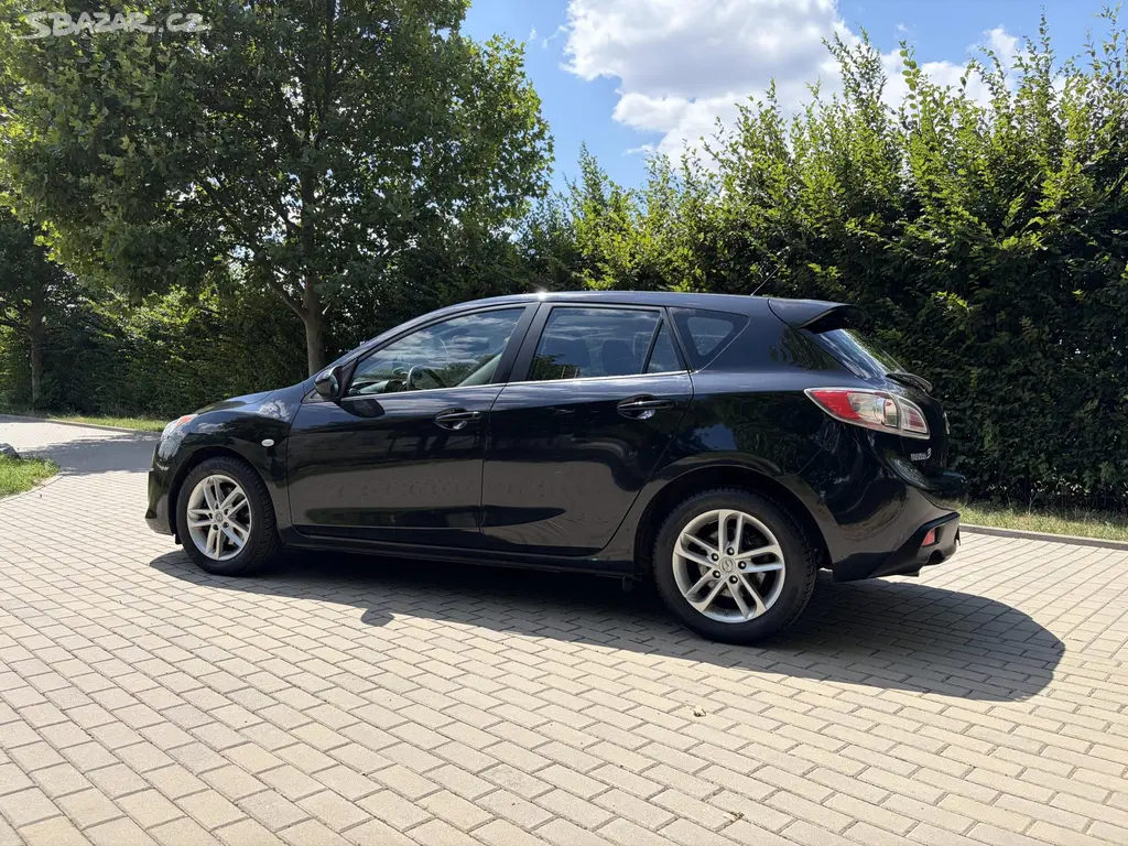 Mazda 3, 2.0 Exclusive-Line - fotka 6