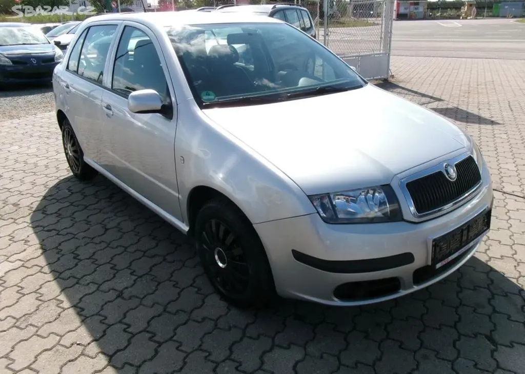 Škoda Fabia 1.4i klima benzín manuální - fotka 6