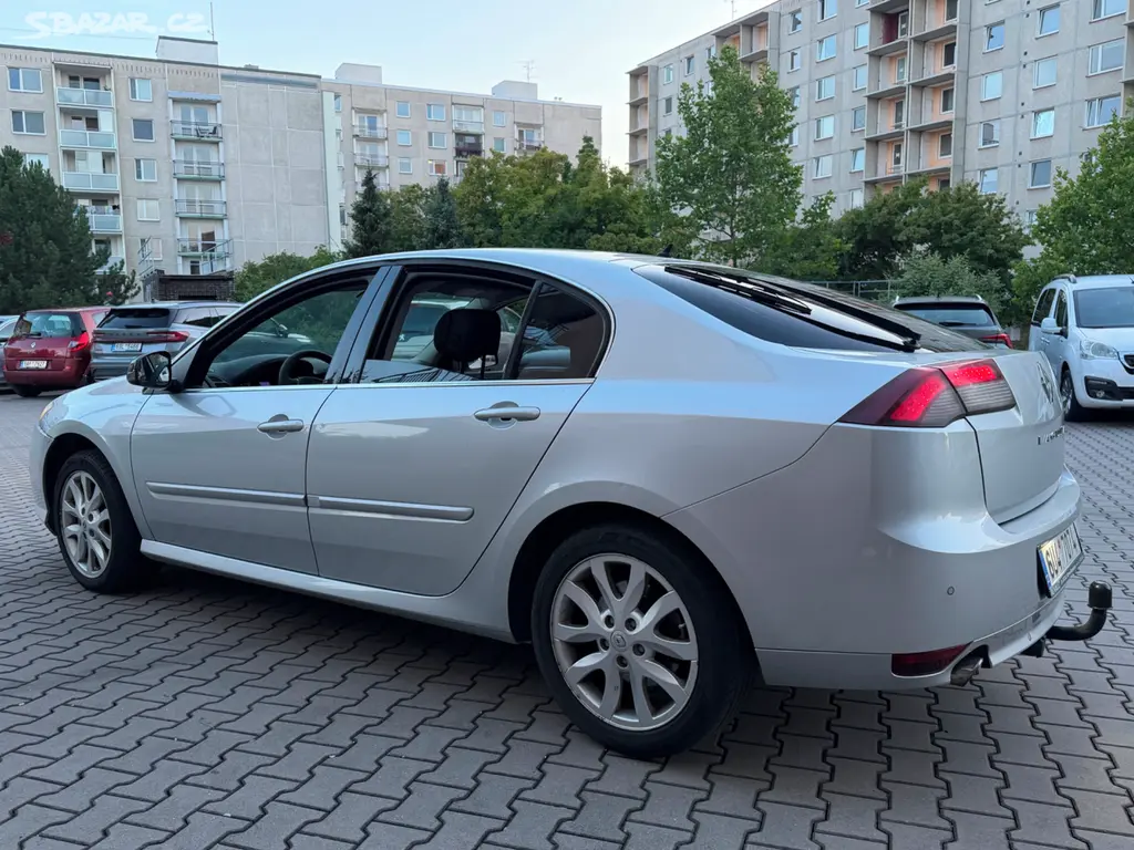 Renault Laguna 3 2.0 DCI 110Kw 124tis Km bez DPF - fotka 5