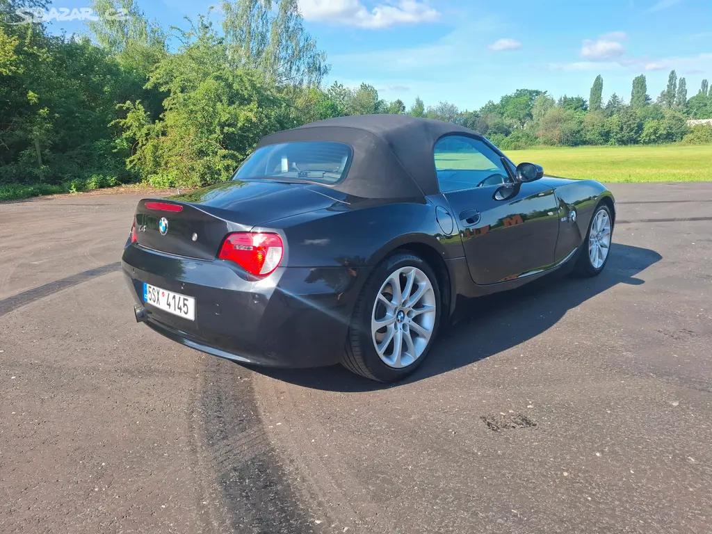 BMW Z4 Cabrio 2.5i 130kW,xenony,manuál,el.střecha - fotka 4