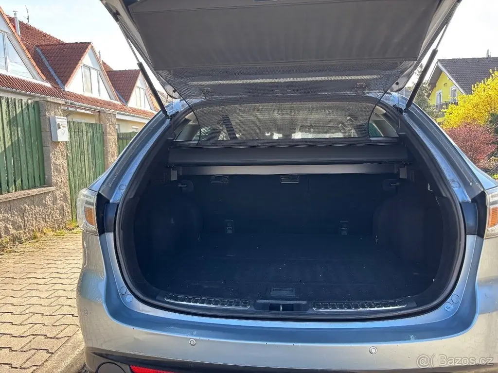 Mazda 6 2,2 diesel 2012, 120kw - fotka 3