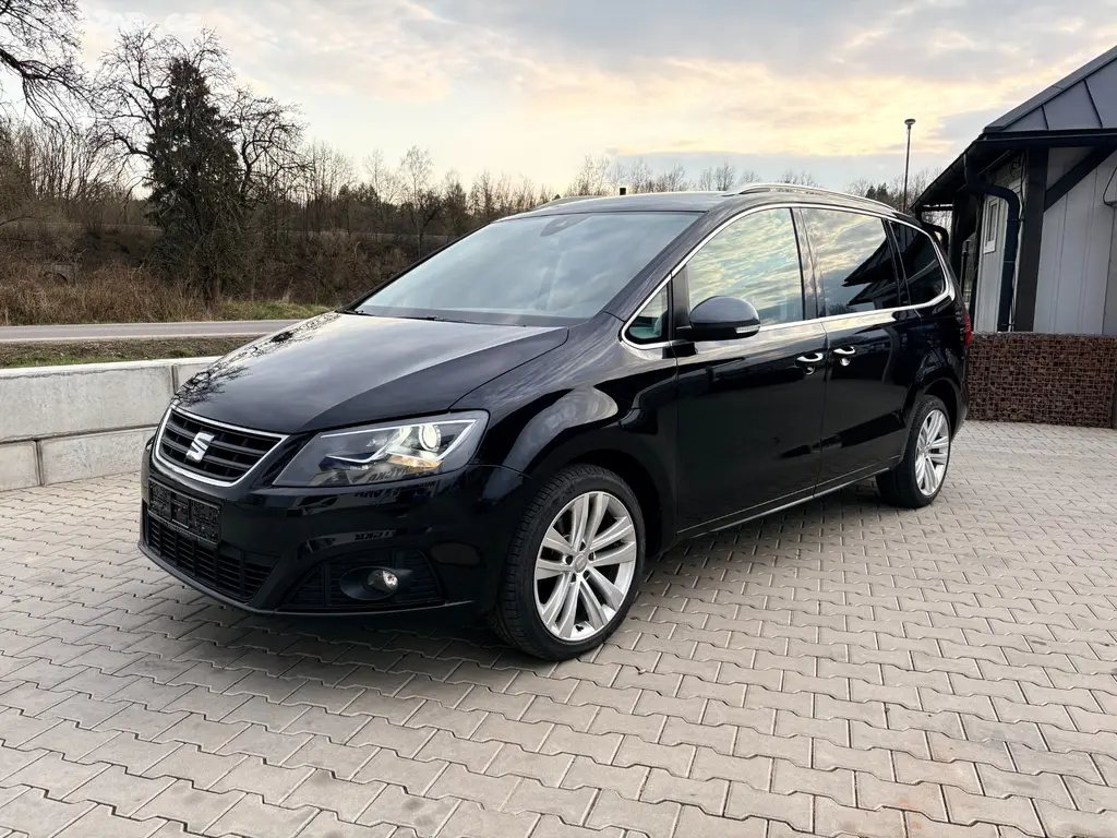 Seat Alhambra CONNECT 2.0Tdi DSG 2017 Xenony Navi
