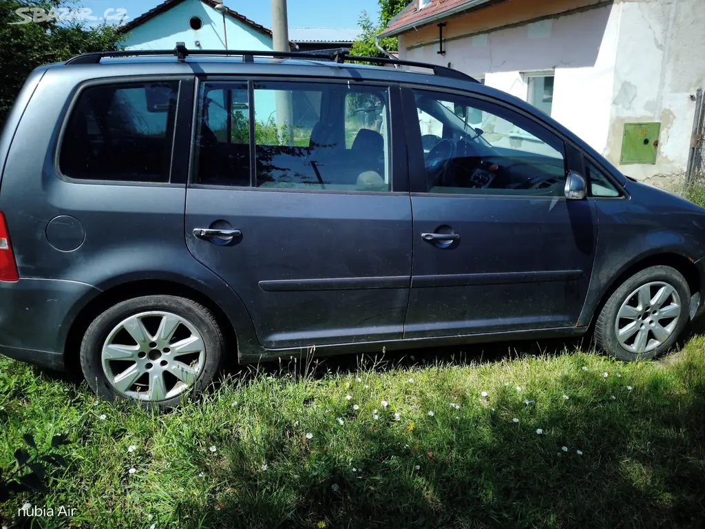 vw touran 1.9tdi 74kw AVQ - fotka 4