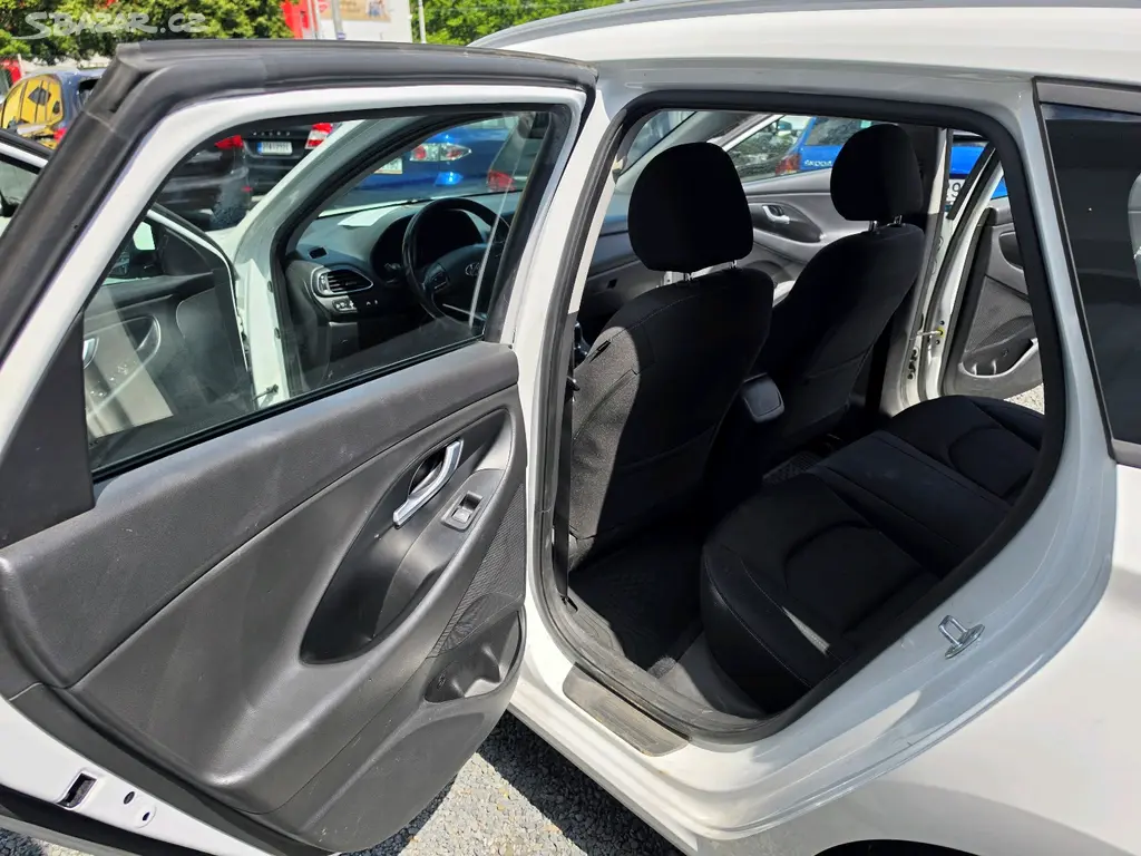 Hyundai i301.4 - fotka 6