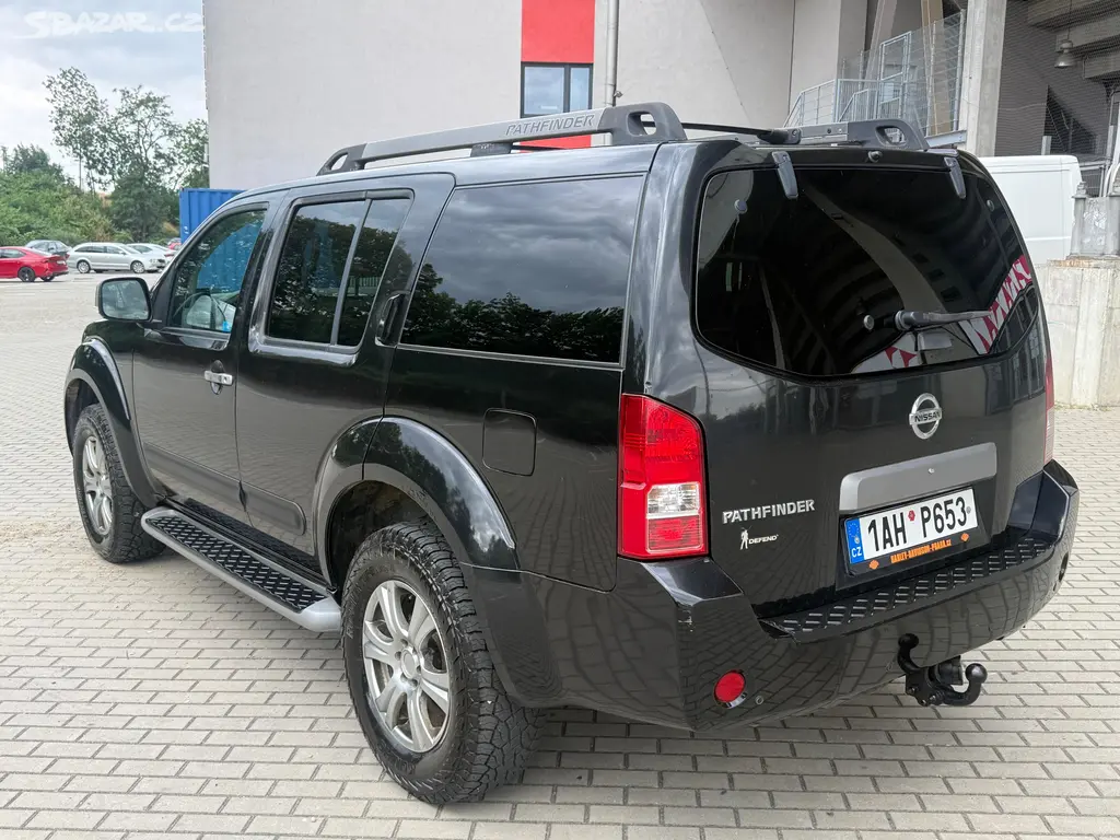 Nissan Pathfinder, 2.5dCi, 126kw 4x4 Původ ČR Aut - fotka 3