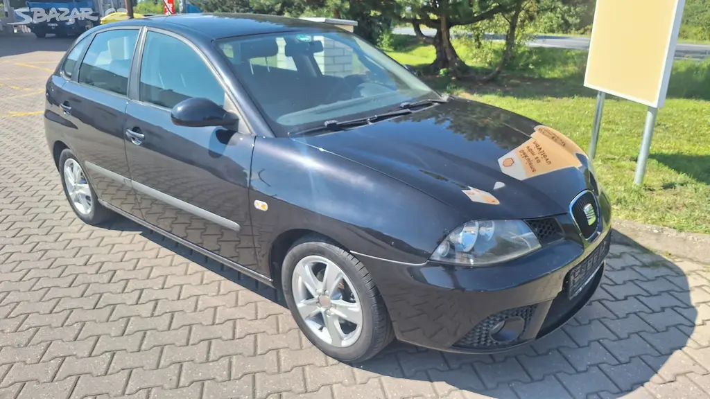Seat Ibiza 1.4i/63kW, r. 2008,