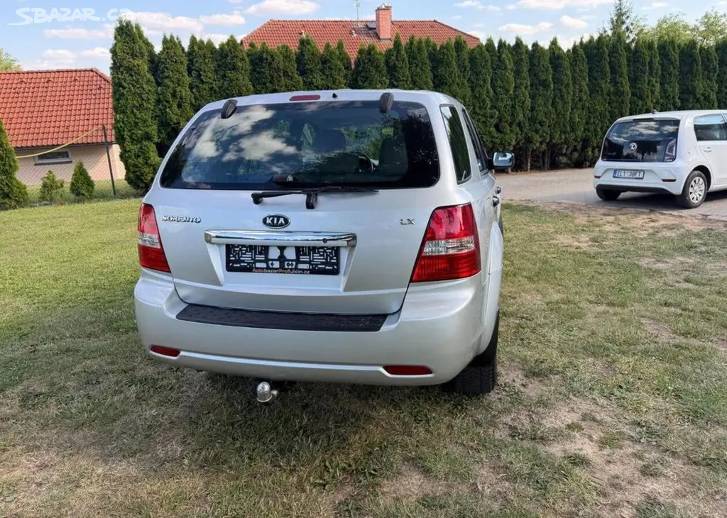 Kia Sorento 2,5 CRD / 125kw, 4x4, nová STK nafta - fotka 5