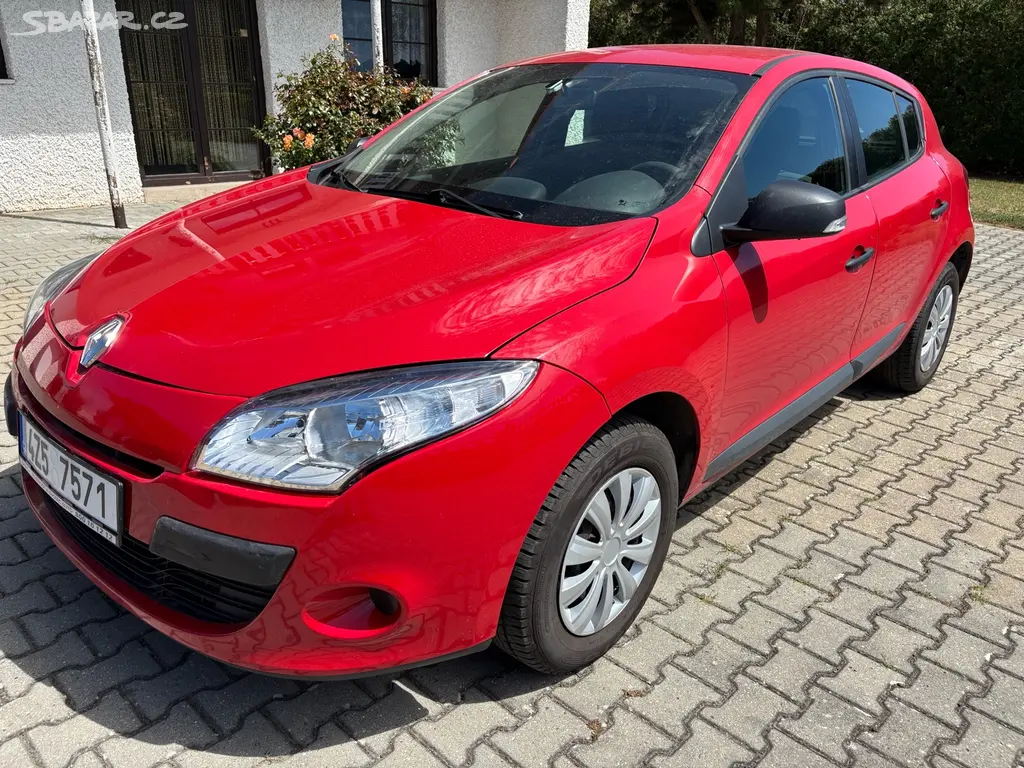 Renault Megane 1,6i- 74kw, r. 2011, naj. 150.tkm, - fotka 5