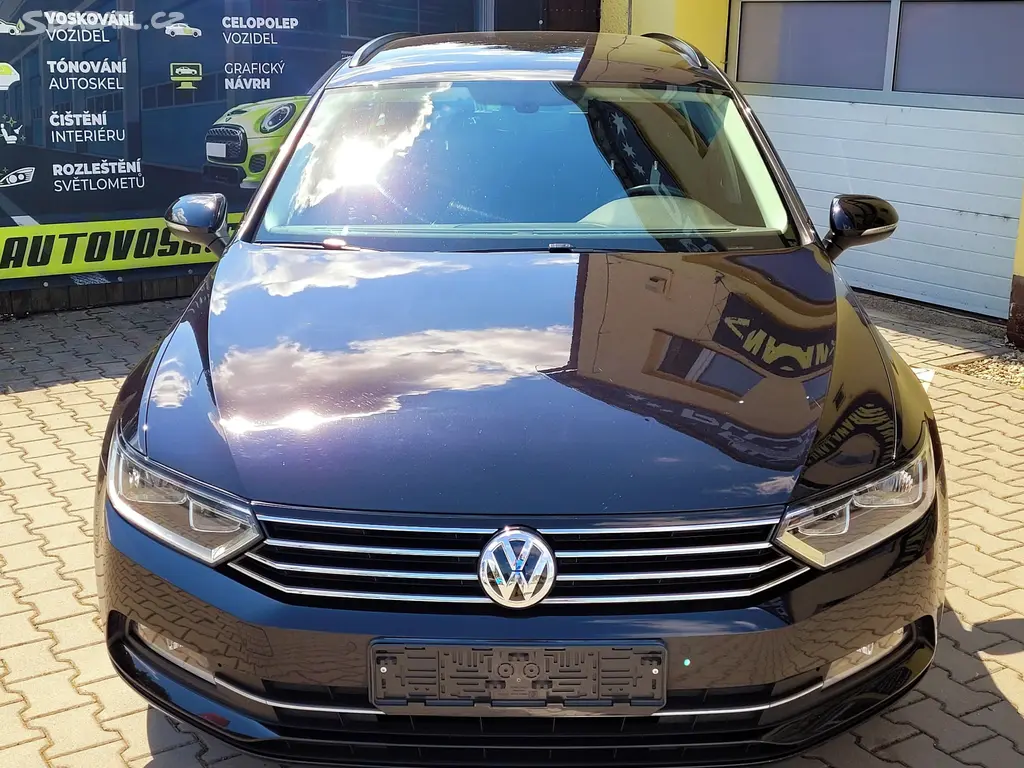 Volkswagen Passat, 1,4 TSi DSG SERV.KN,CEBIA,ACC - fotka 2