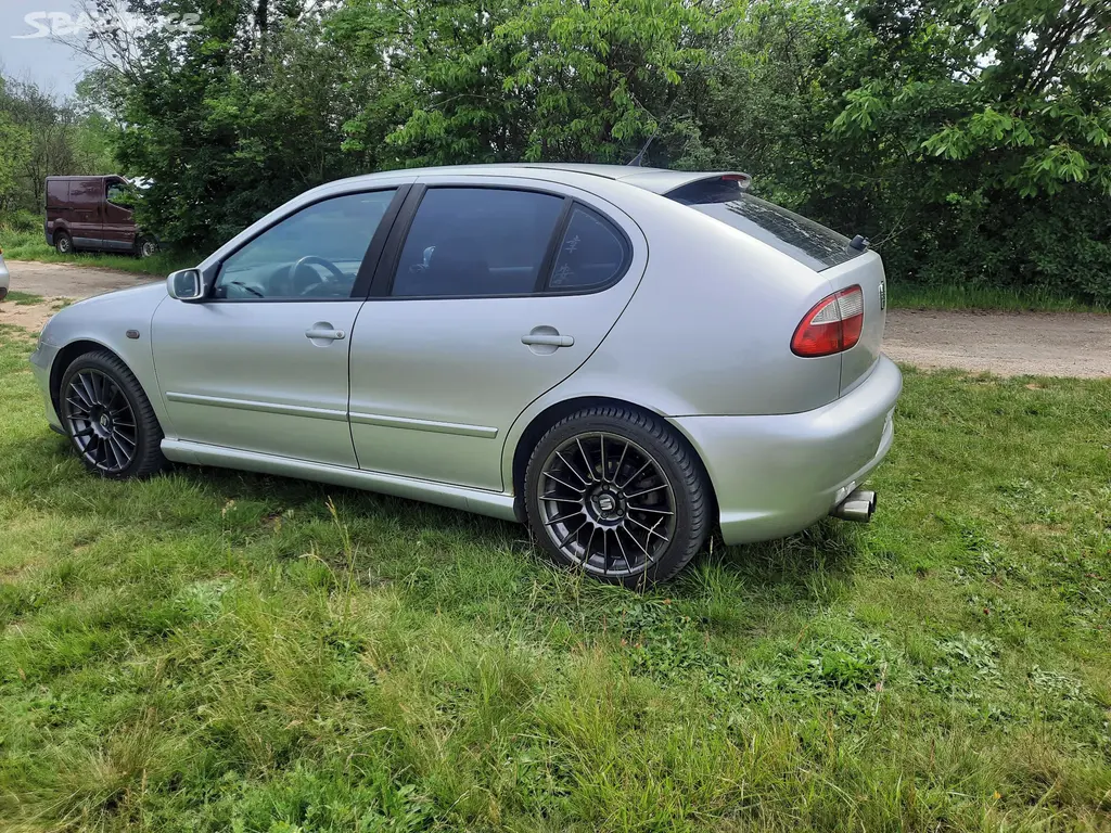 Seat Leon 1,8t Top Sport 2002 - fotka 4