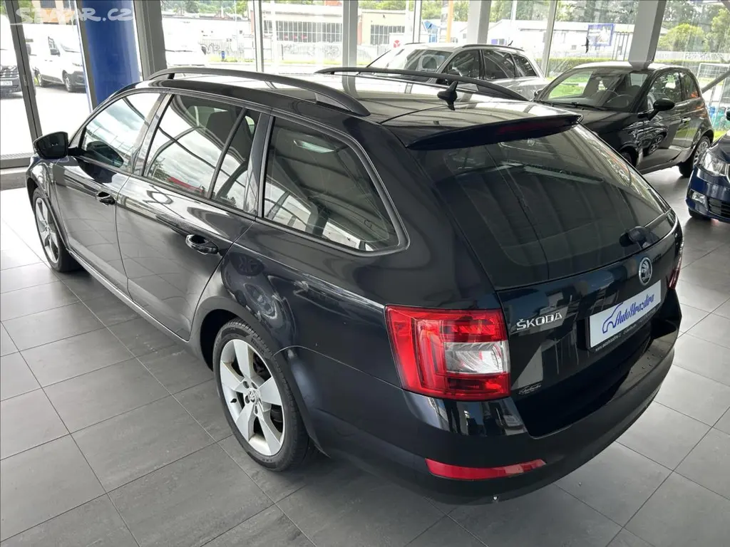 Škoda Octavia, 2,0 TDI 110kW,ELEGANCE,ČR - fotka 4