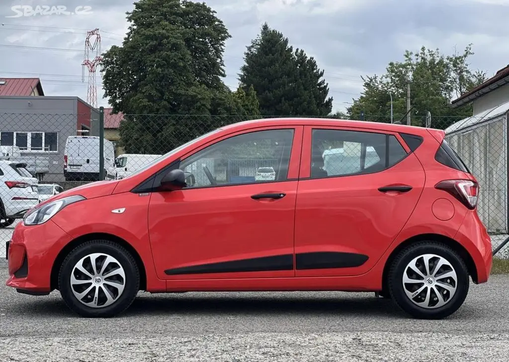 Hyundai i10 1.0i 49kw ABS KOUPENO V ČR manuální - fotka 4
