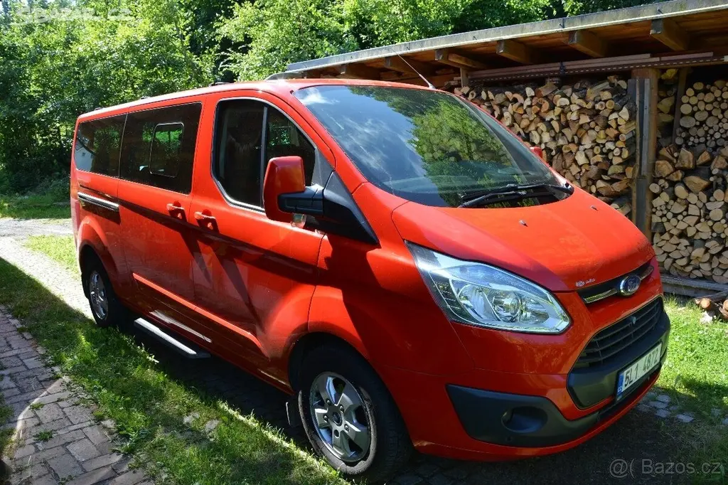 Ford Tourneo Custom 2,0 92kW,8 míst, 1. majitel - fotka 2