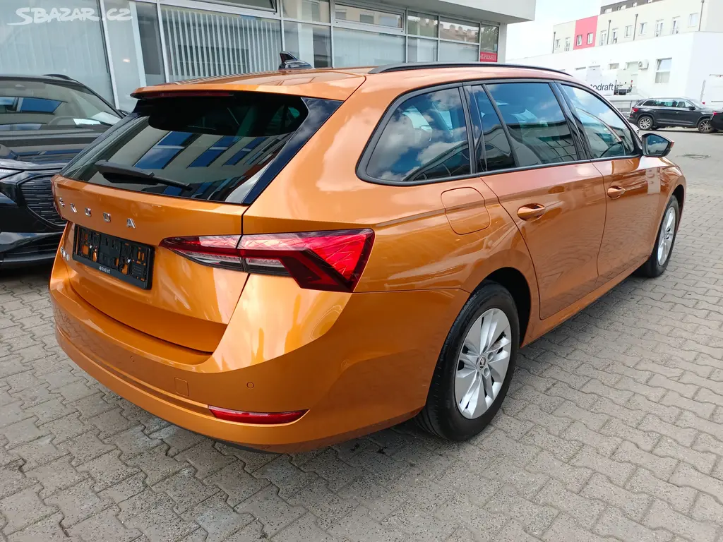 Škoda Octavia 4 Combi 2.0 TDI 110kW DSG Webasto - fotka 6