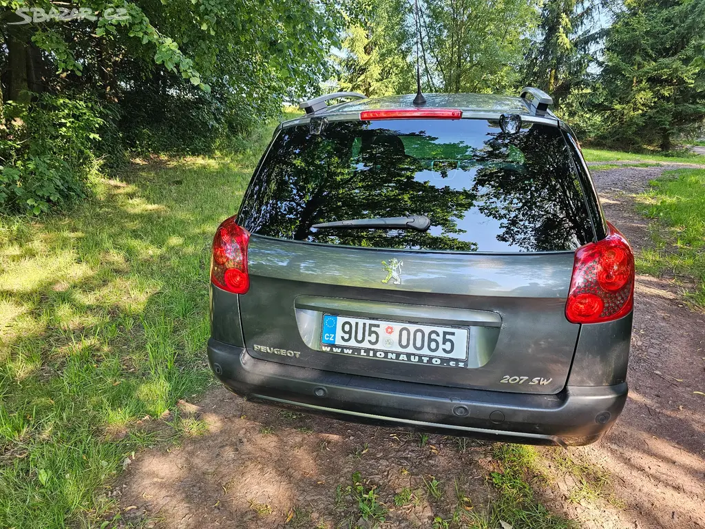 Peugeot 207 SW 1.6 HDi r.v. 2008 - fotka 4