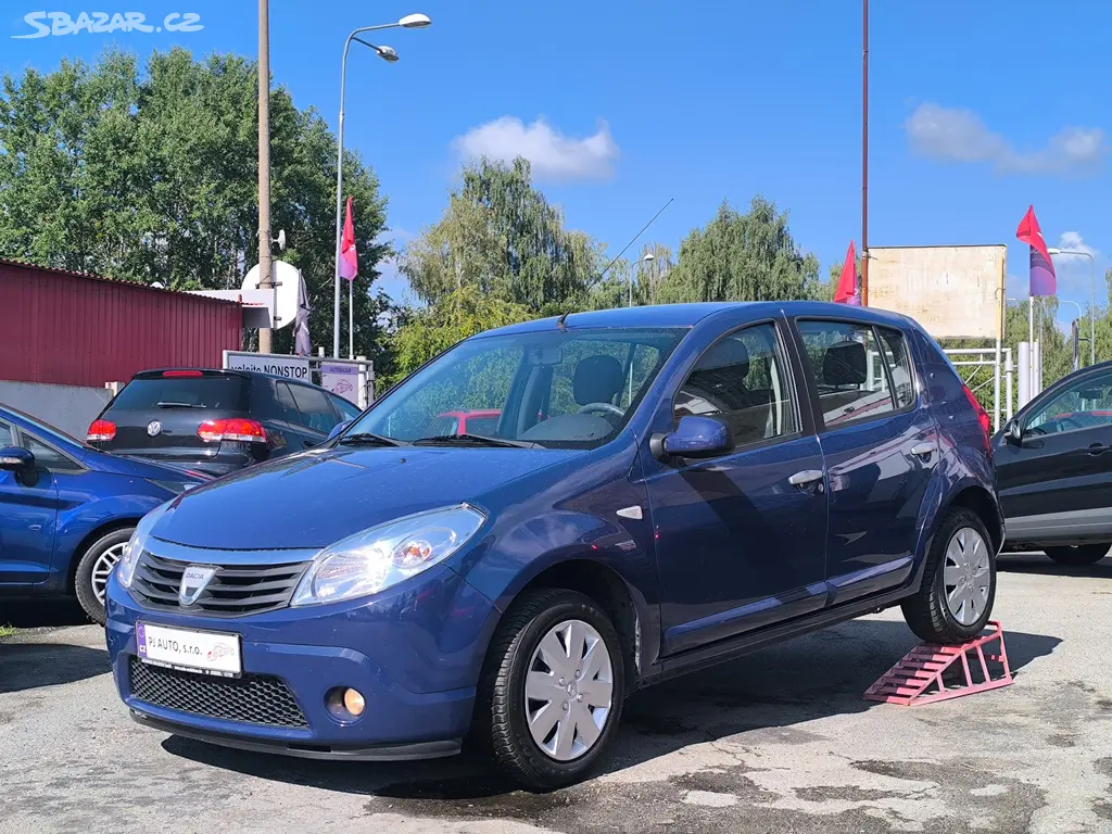 Dacia Sandero 1.6 MPi 64kW Laureate ,Tažné,2maj