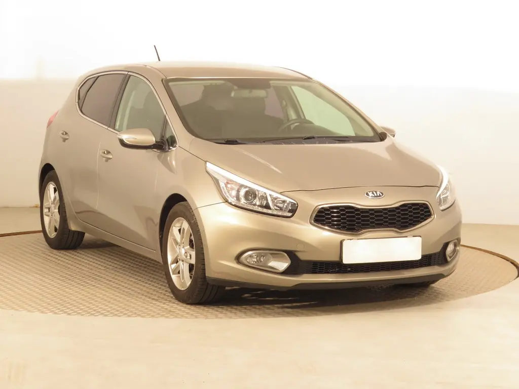 Kia Cee´d, 1.6 GDI, Serv.kniha, Klima
