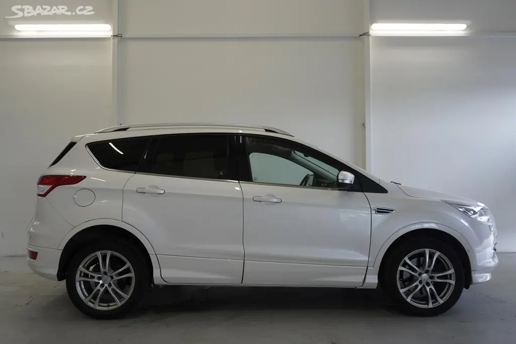Ford Kuga, 2.0 TDCI 132kW TITANIUM 4X4 - fotka 6