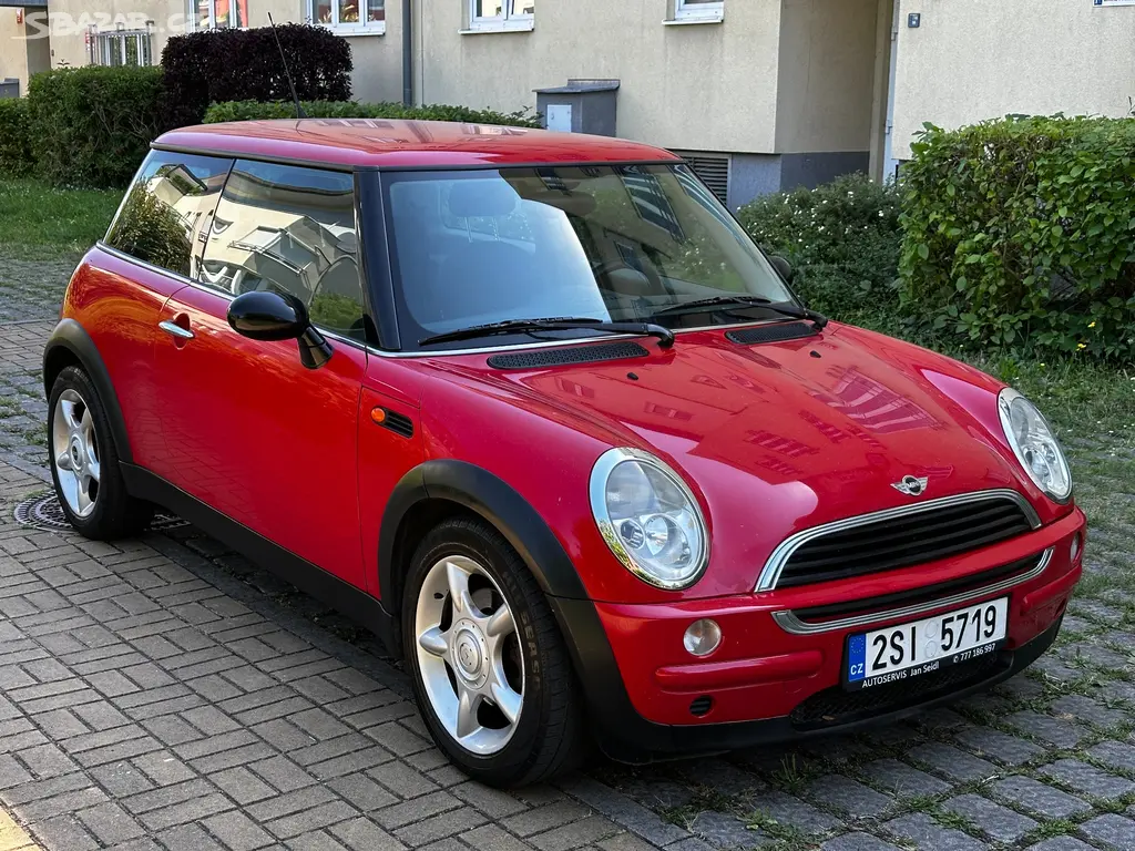 Mini Cooper One 1.6i ALU kola Klima - fotka 3