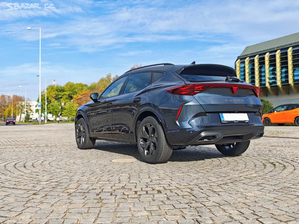 Přenechám operativní leasing: CUPRA FORMENTOR - fotka 2